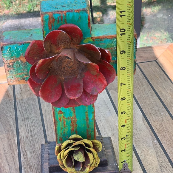 Beautiful Mexican Style Religious Art - Picture 10 of 11